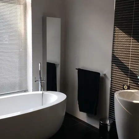 Alojamento de Acomodação e Pequeno-almoço Au Coeur De 3*